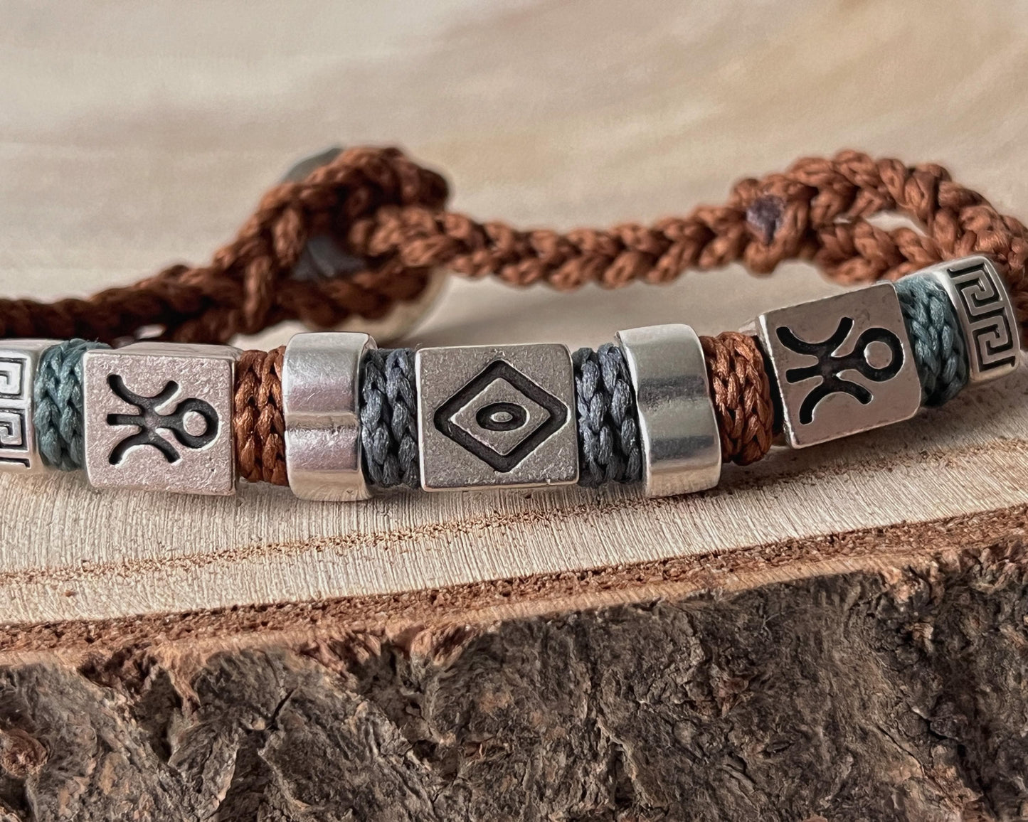 BRANSOLETKA ETNICZNA AIMVISION