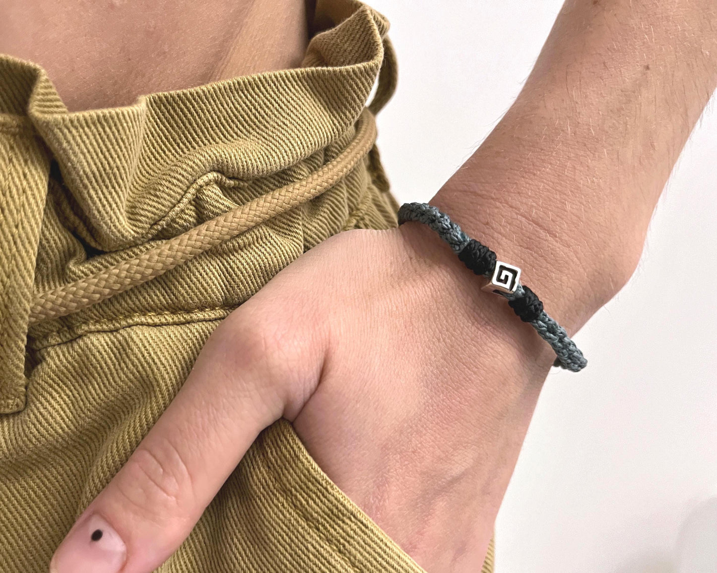 BRANSOLETKA EMERALD PATH