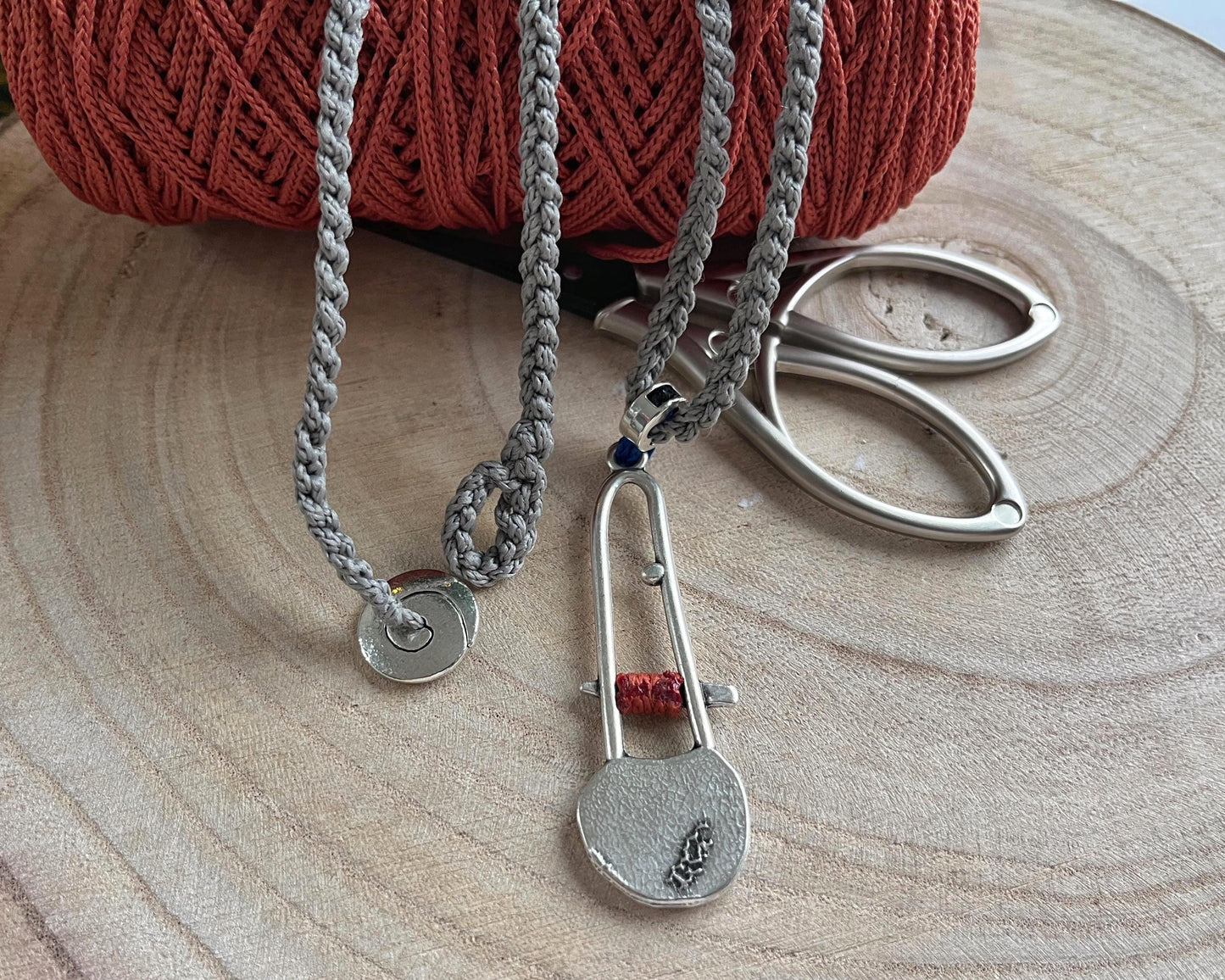 NASZYJNIK MIGHTY SHIELD